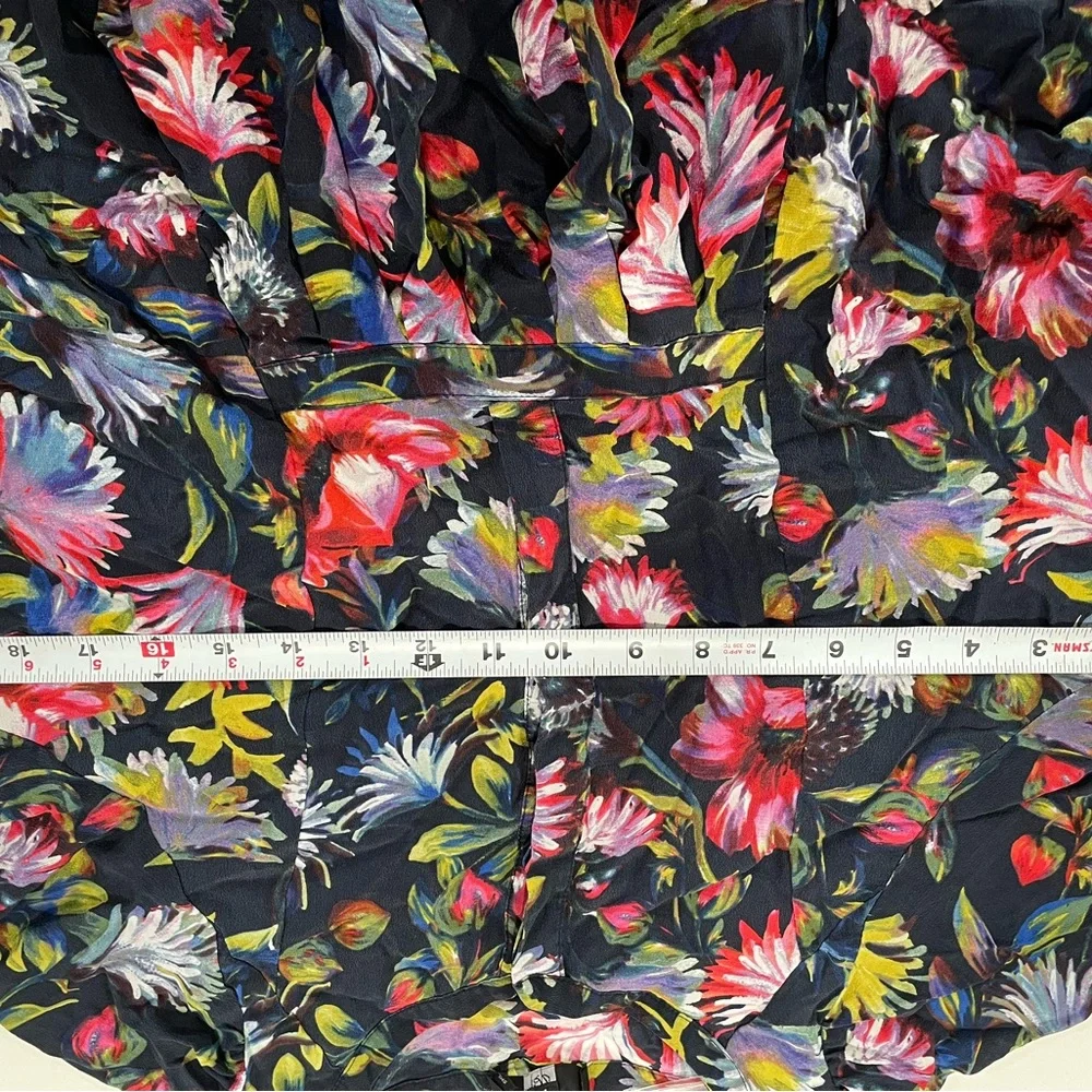 J CREW FLORAL SILK‎ BLOUSE M